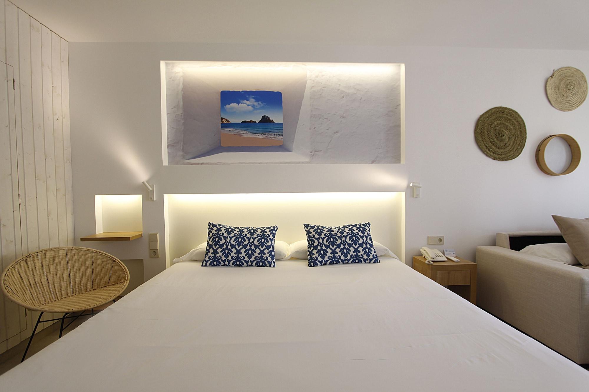 Bg Portinatx Beach Club Hotel 외부 사진