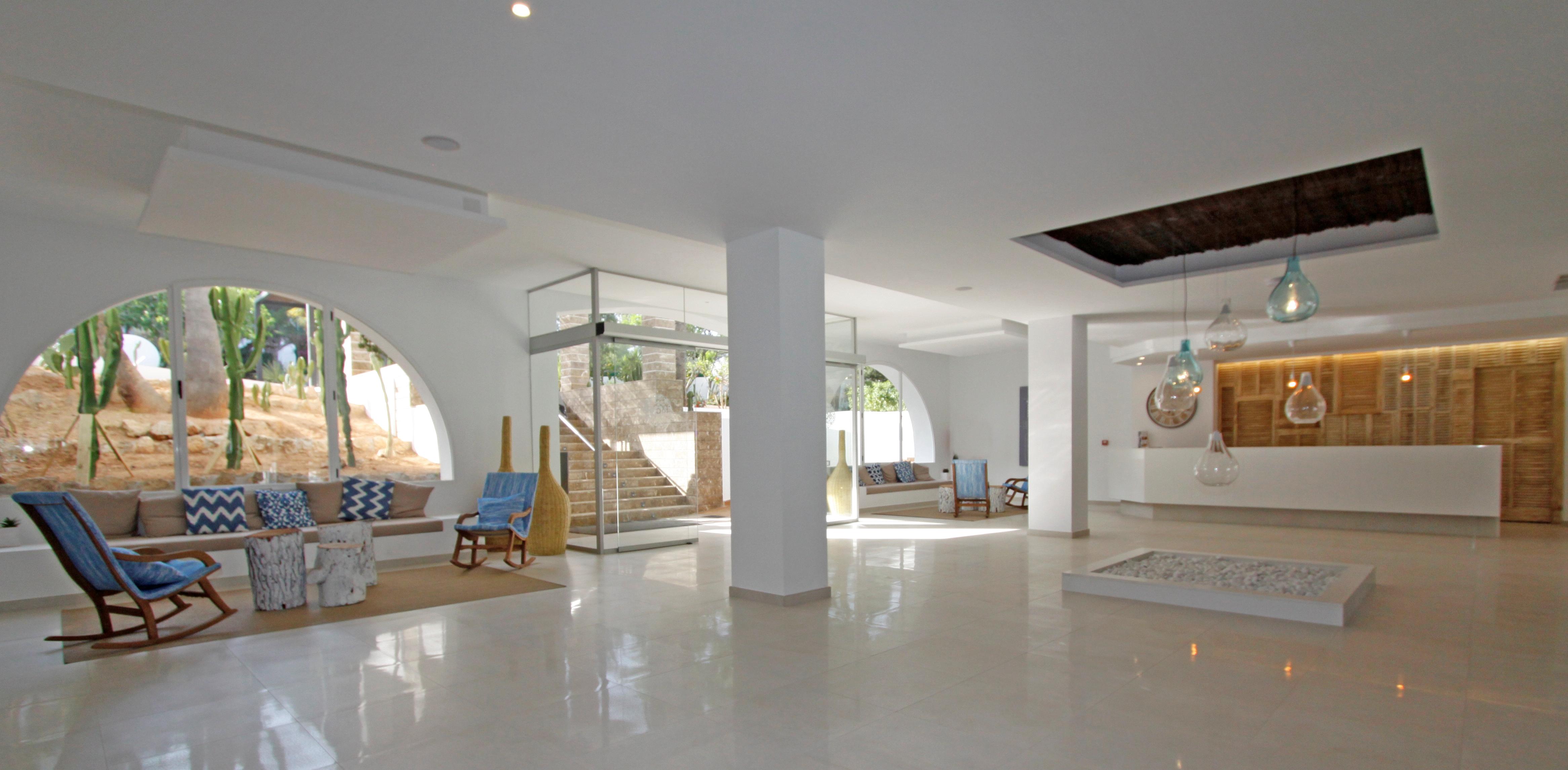 Bg Portinatx Beach Club Hotel 외부 사진