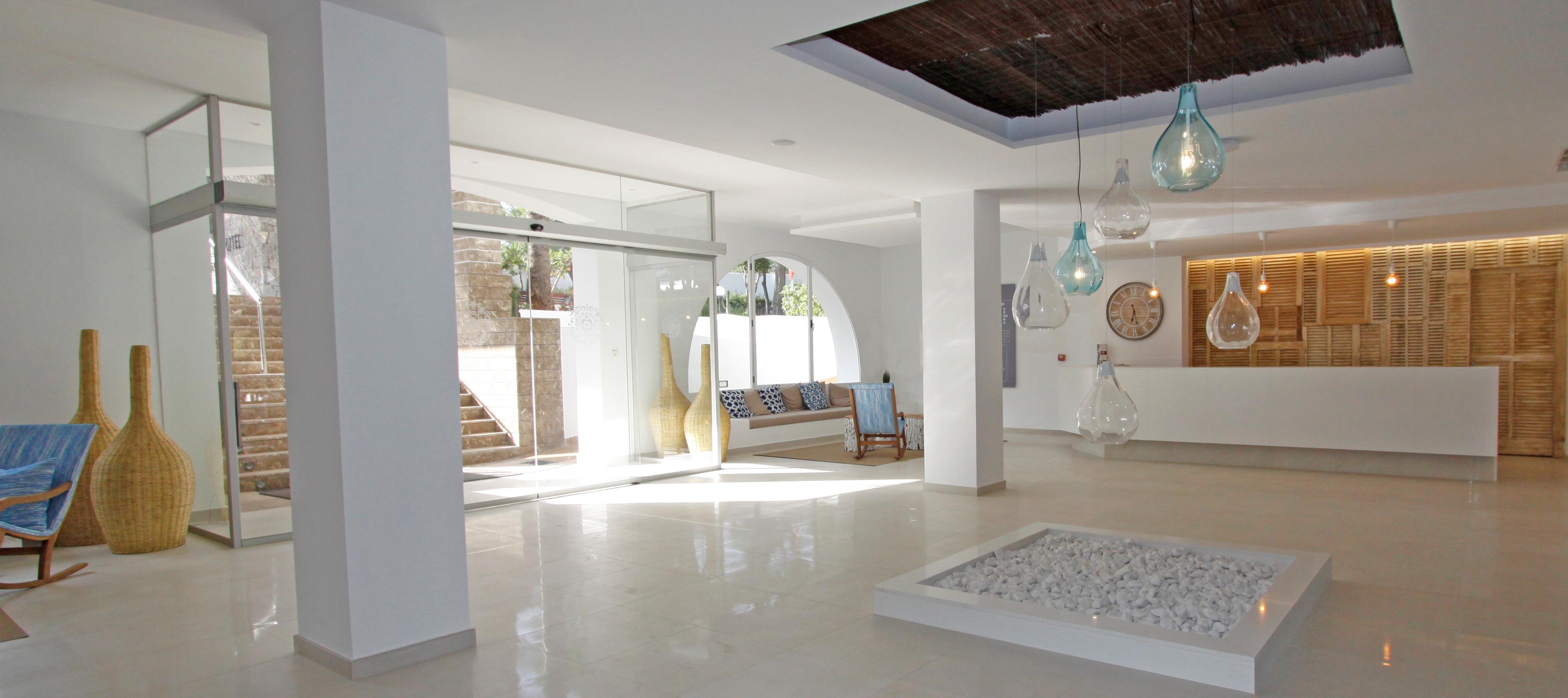 Bg Portinatx Beach Club Hotel 외부 사진