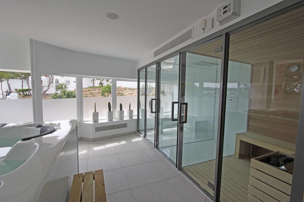 Bg Portinatx Beach Club Hotel 외부 사진